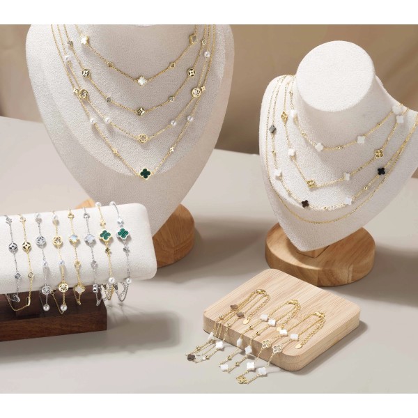 Lănțișor Van Luxy White Gold cu Trifoi din Sidef Natural și Biluțe din Argint – Argint Placat cu Aur sau Argint Rodiat | Mother of Pearl, 2,83 gr